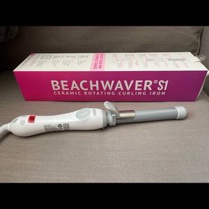 BEACHWAVER® S1 DUAL VOLTAGE WHITE ROTATING CURLING IRON